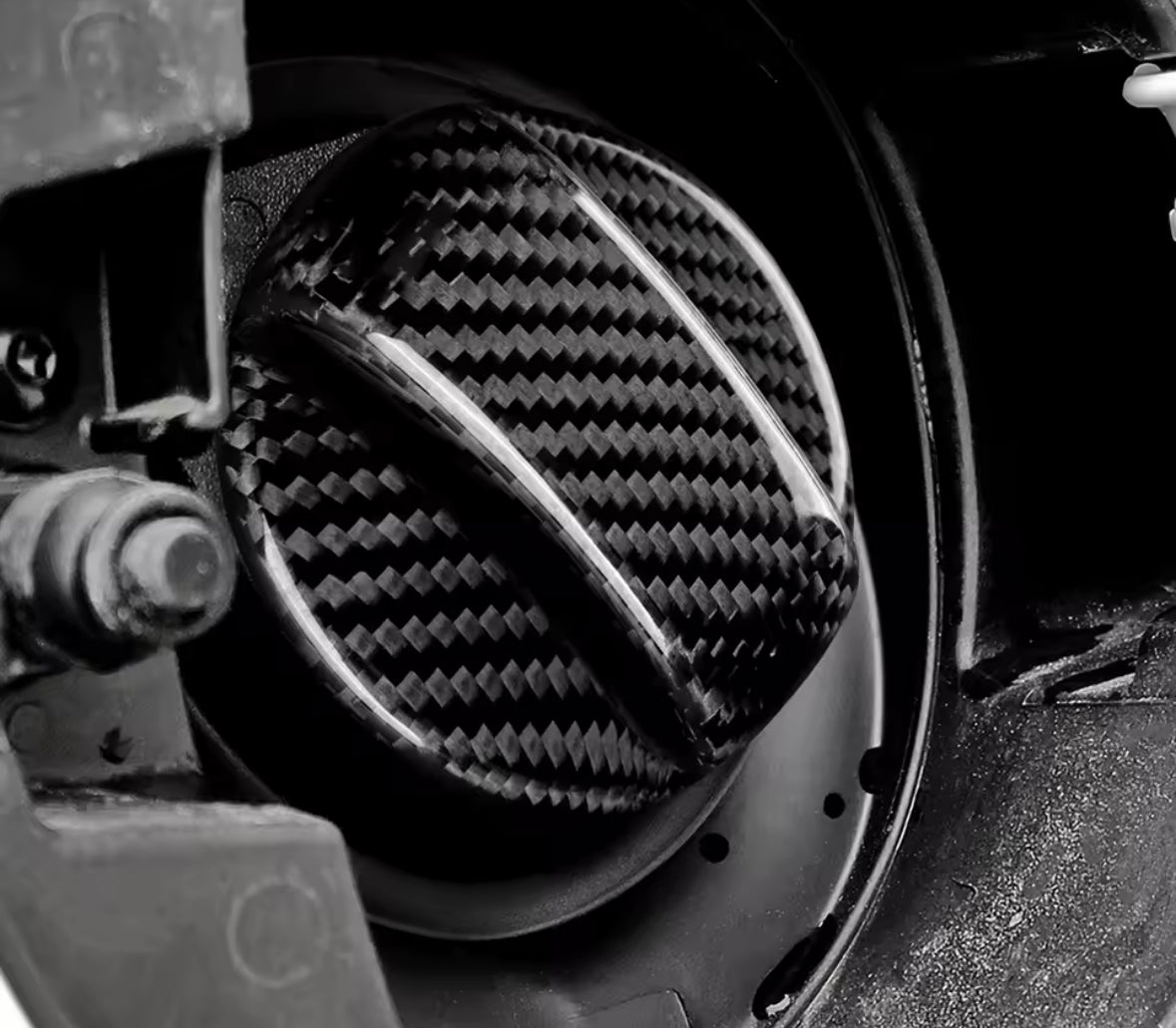 Carbon Tankdeckel Golf 8