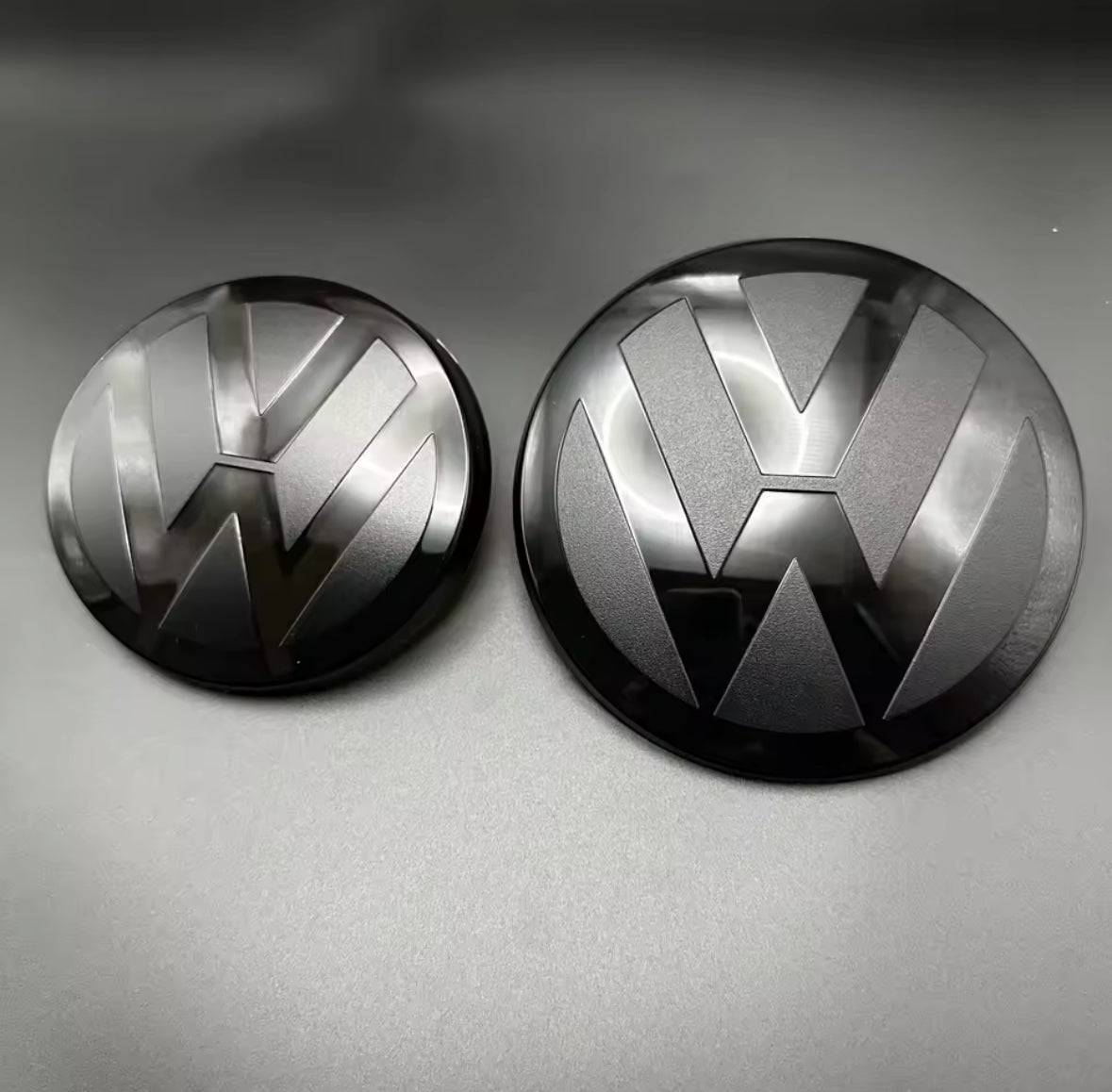 ACC MODELLE VORDERE & HINTERE VE EMBLEM IN SCHWARZ/BLACK
